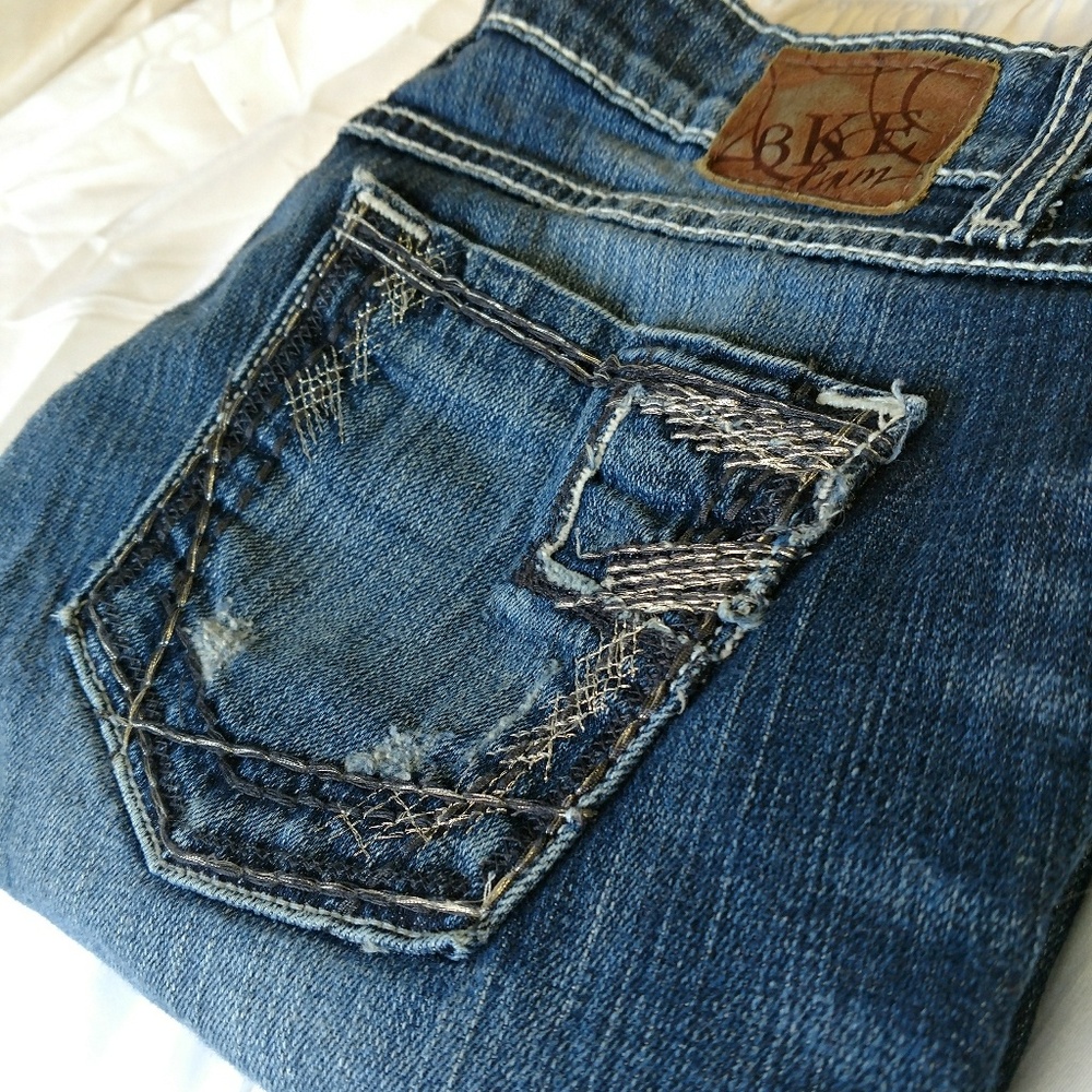 Buckle Jeans